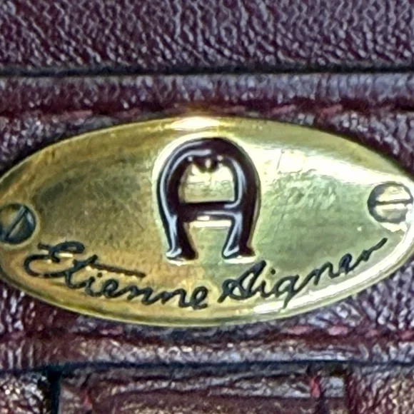 ETIENNE AIGNER SNAP FLEX-FRAME CLOSURE OXBLOOD BURGUNDY CORDOVAN CROSSBODY BAG - Picture 14 of 14